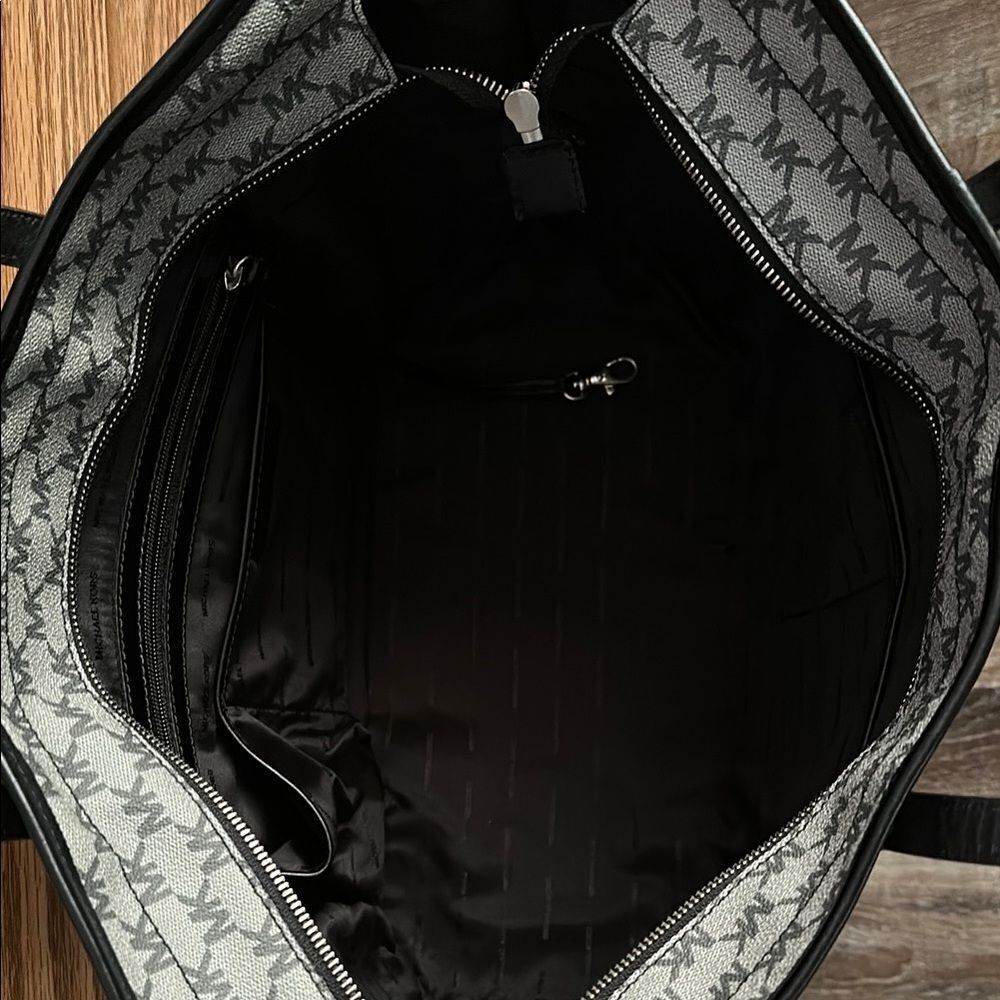 Michael Kors Black and Gray Large Tote - Picture 3 of 5
